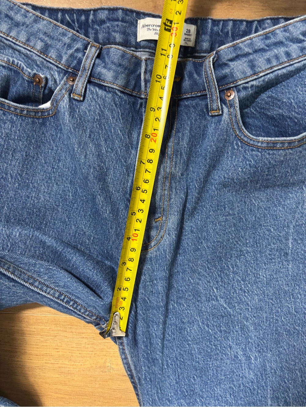 Abercrombie & Fitch Curve Love High Rise 90s Relaxed Jeans 28 Short Blue Denim - Picture 9 of 13